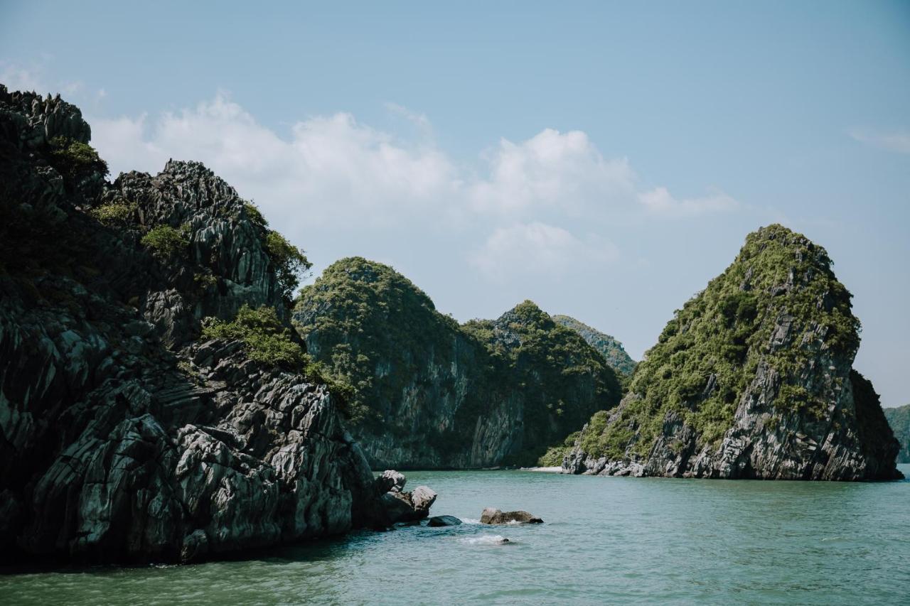 Cat Ba Bay Cruises Hotel Dong Khe Sau Kültér fotó