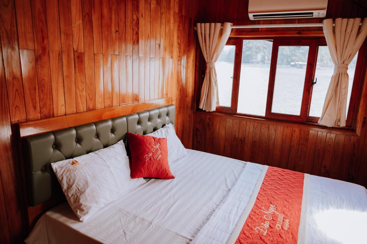 Cat Ba Bay Cruises Hotel Dong Khe Sau Kültér fotó