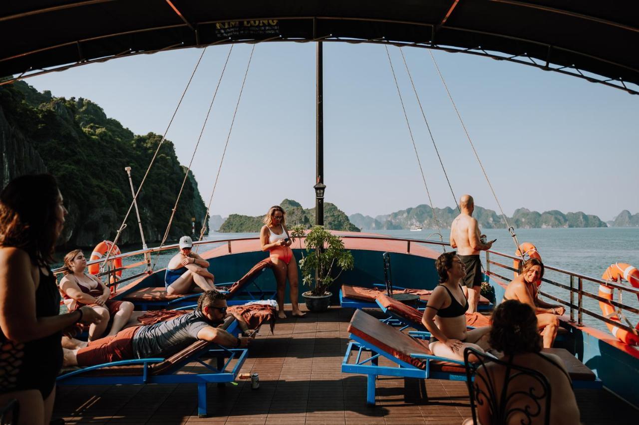 Cat Ba Bay Cruises Hotel Dong Khe Sau Kültér fotó