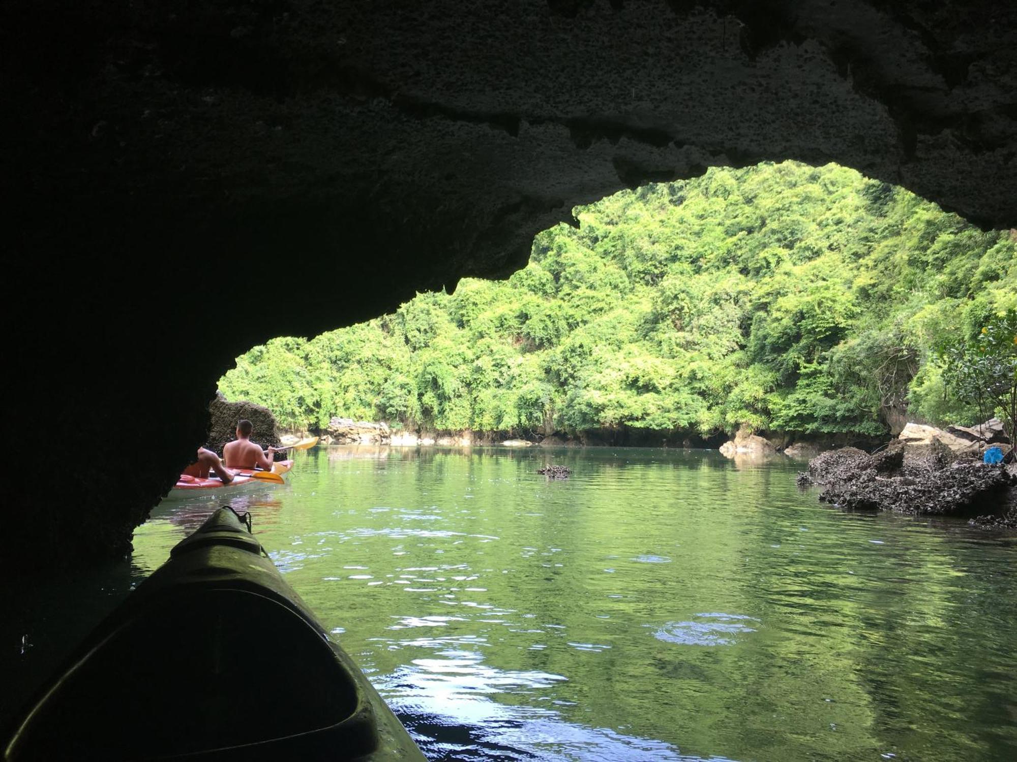 Cat Ba Bay Cruises Hotel Dong Khe Sau Kültér fotó