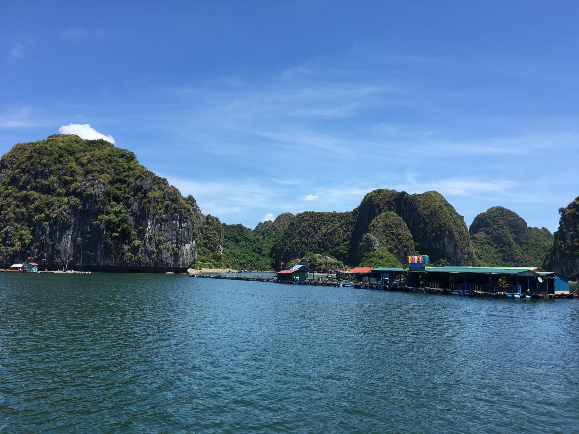 Cat Ba Bay Cruises Hotel Dong Khe Sau Kültér fotó
