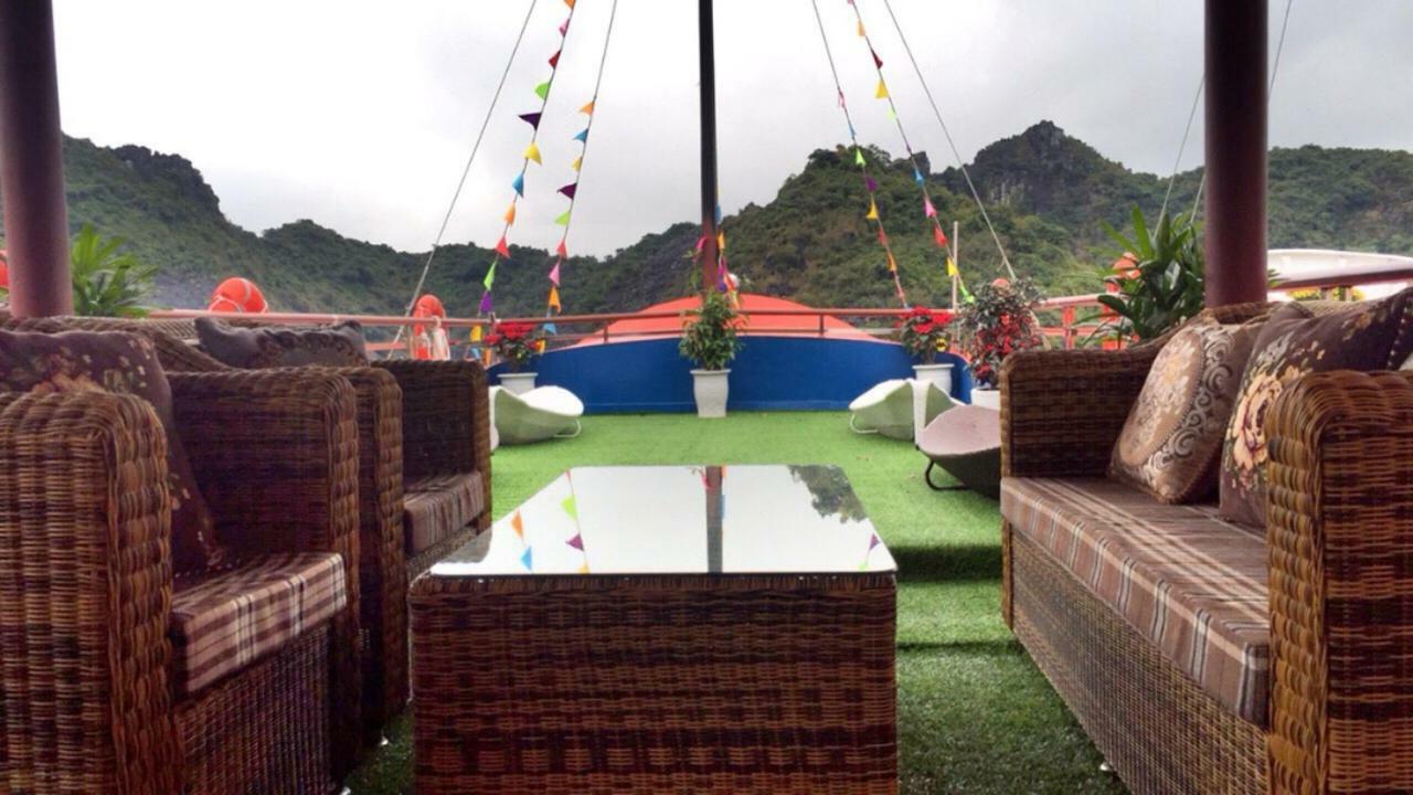 Cat Ba Bay Cruises Hotel Dong Khe Sau Kültér fotó
